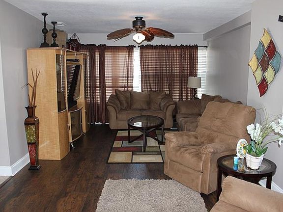 4th image of 3624 Calloway Dr
