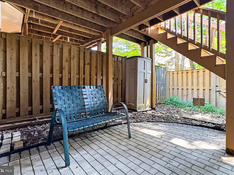 5719 Oakshore Ct — Photo 48