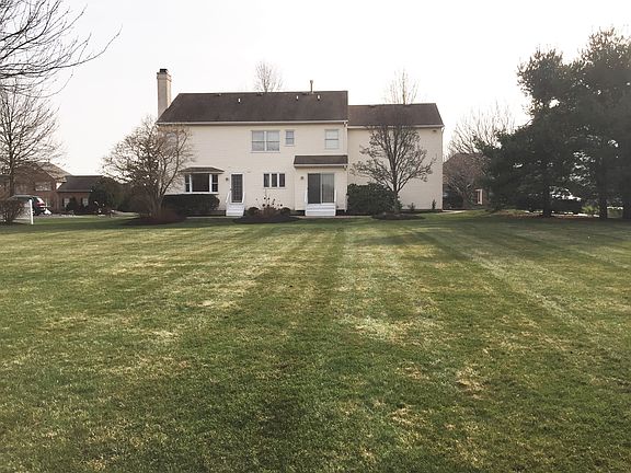 5th image of 2020 Farmview Dr