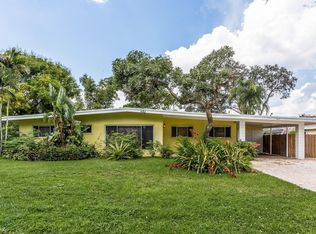 700 Oleander Dr, Plantation, FL 33317