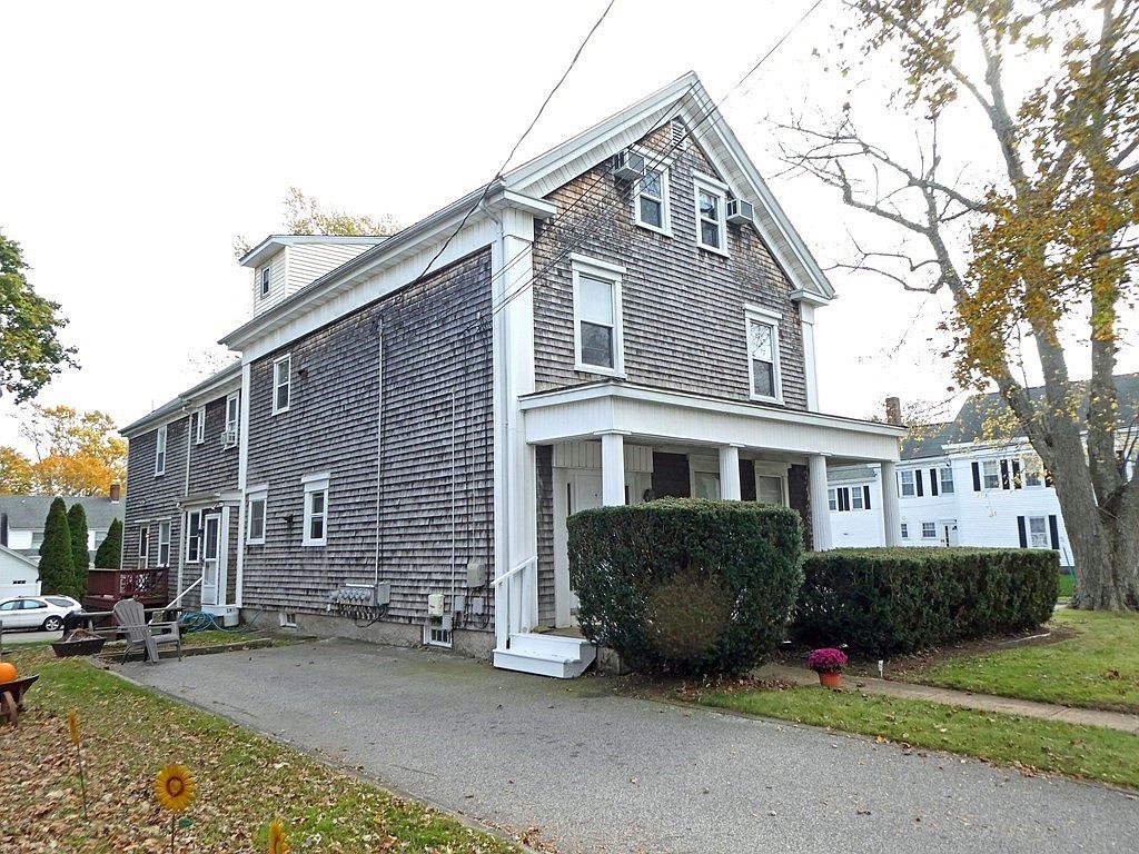 37 Oak St, Middleboro, MA 02346 Zillow