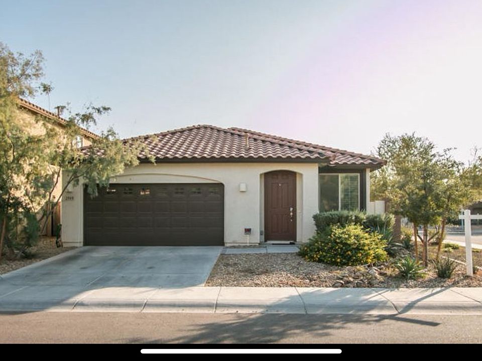 1st image of 2978 E Glenhaven Dr