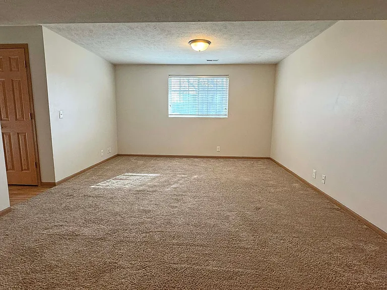 4332 N Hws Cleveland Blvd — Photo 19