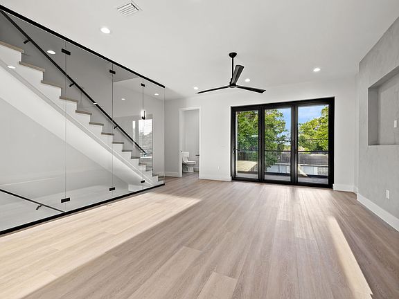 3rd image of 2507 N Massachusetts Ave #2