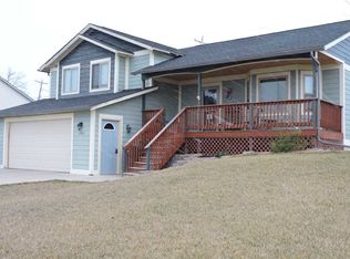 1939 Xavier St, Belle Fourche, SD 57717