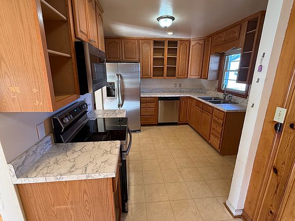 3rd image of 2110 Ellison Ave