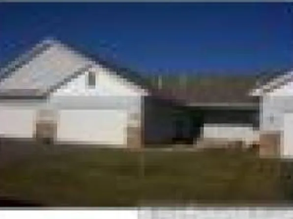 2617 Alpine Ct, Monticello, MN 55362