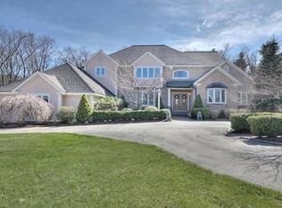 74 Blossom Rd, Windham, NH 03087