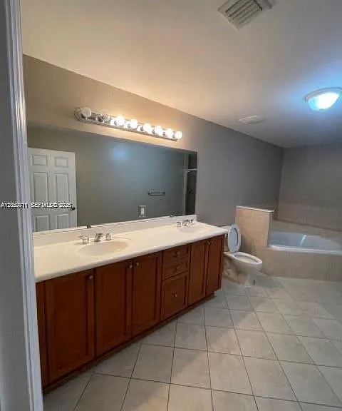 8390 SW 72nd Ave #710 — Photo 15