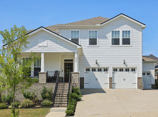 1019 Pebble Run Rd, Hendersonville, TN 37075