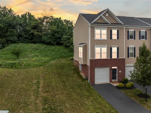 2 Truman Cir, Mc Kees Rocks, PA 15136