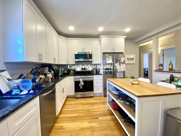 1433 Cambridge St, Cambridge, MA