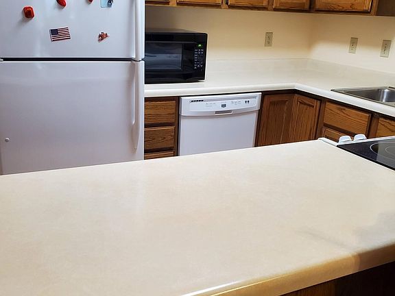 2nd image of 220 Bonnie Brook Dr #43