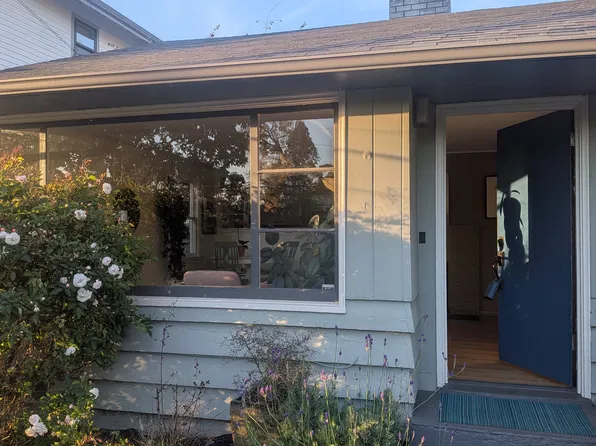 314 NW 44th St, Seattle, WA 98107