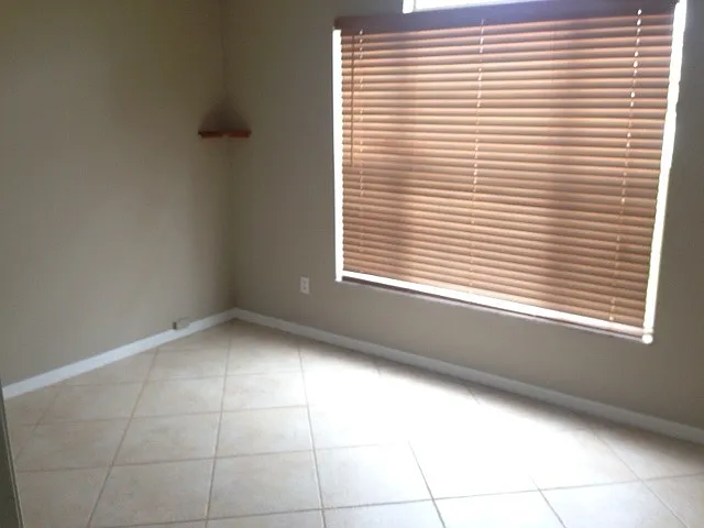 11813 Crockett Ct — Photo 12