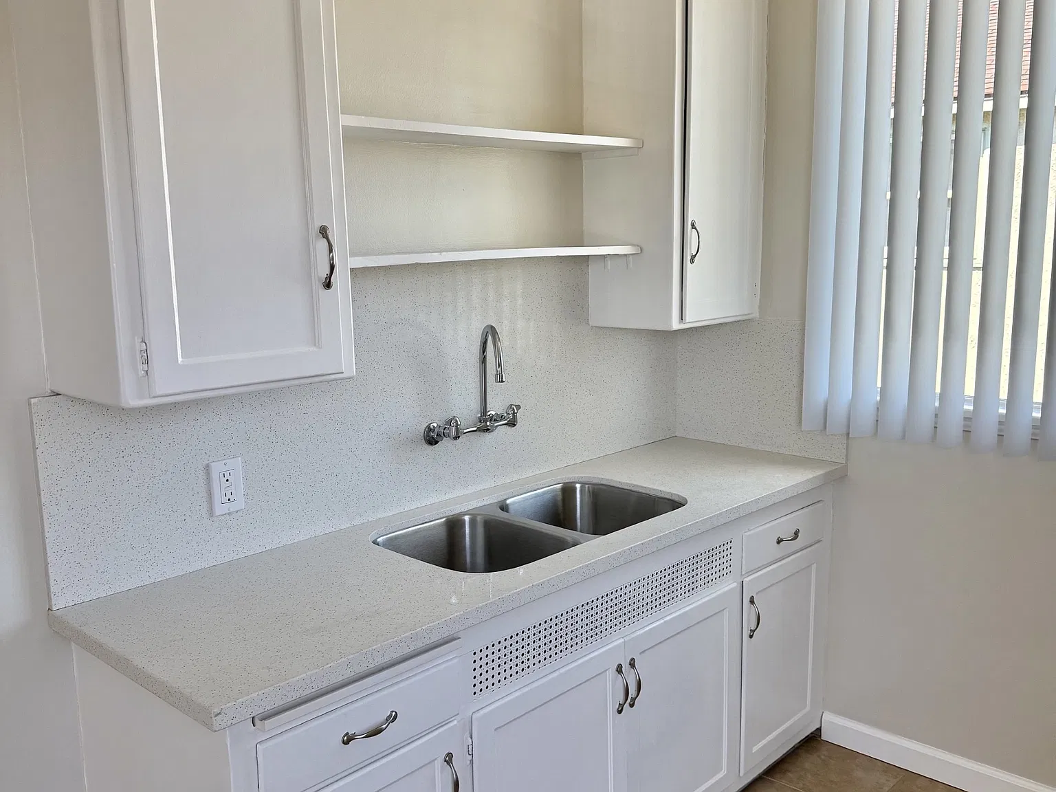 1 bed, $1,795 — Photo 1