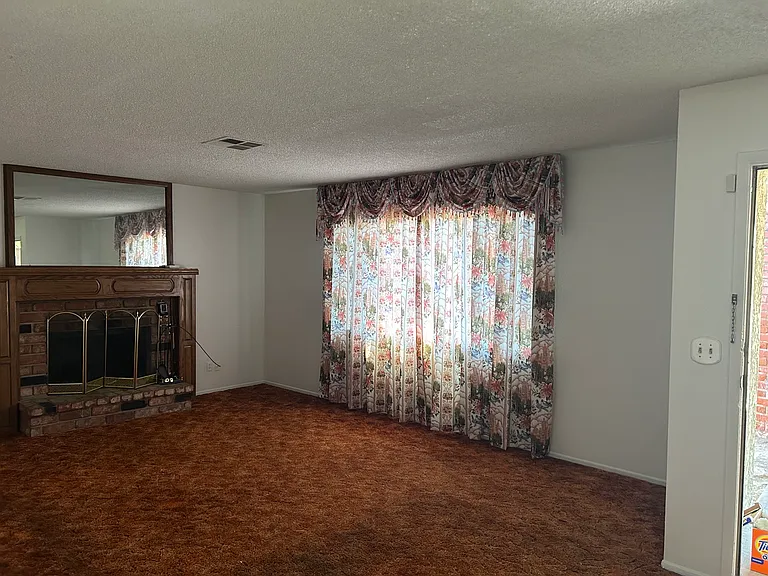 Hidden Valley Dr — Photo 16