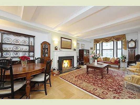Sold by Stribling | media 9