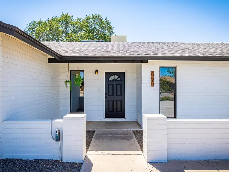 855 E Viola St — Photo 41