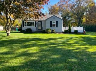510 Ives Rd, Warwick, RI 02818