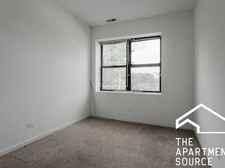 1212 W Foster Ave #3B — Photo 8