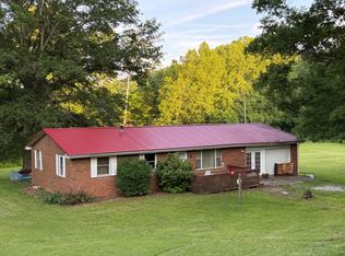 5934 Oxford Rd, West Union, WV 26456