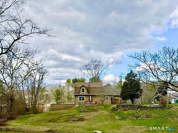 4th image of 241 Niantic River Road