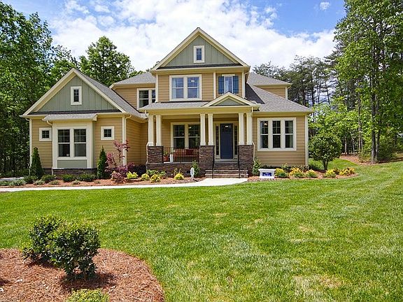 The Hazelton - B Exterior