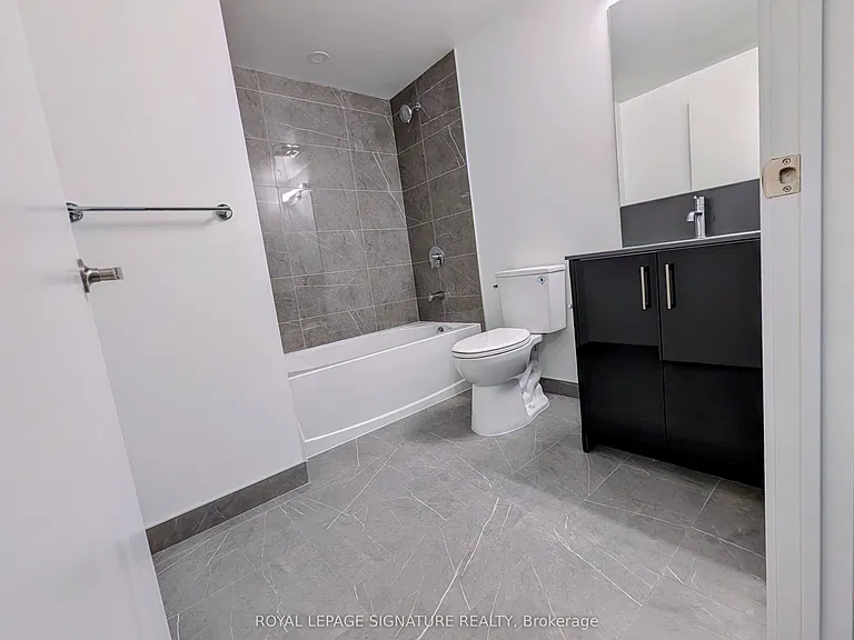 4010 Eglinton Ave W #807 — Photo 7