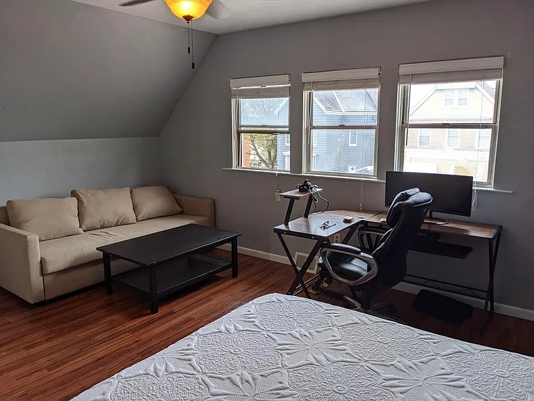165 Kendall Ave — Photo 7