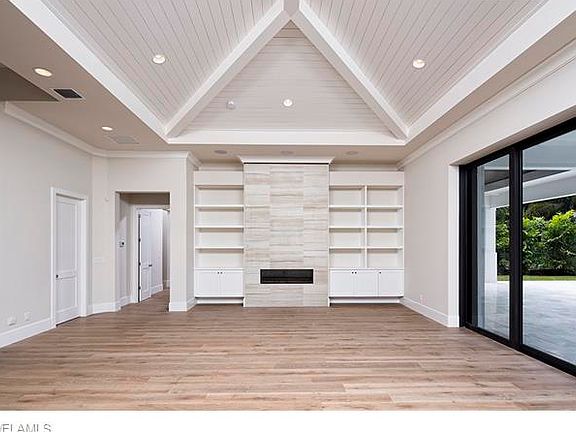 3rd image of 1515 Murex Dr