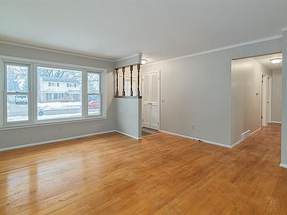 2nd image of 31556 Scone St