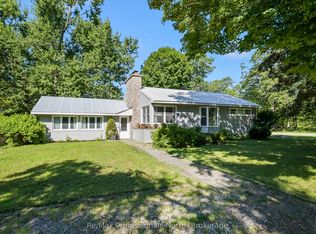 775 Muskoka Beach Rd, Gravenhurst, ON P1P 1A7
