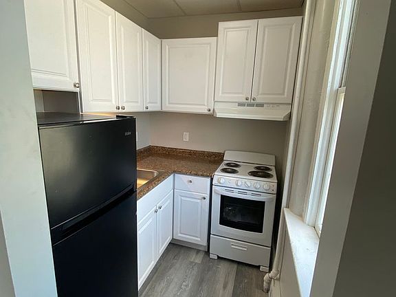 4th image of 395 Donnan Ave #24