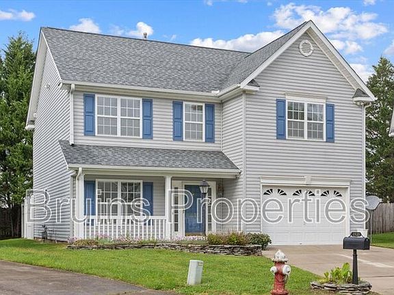 2nd image of 1520 Birkdale Ct