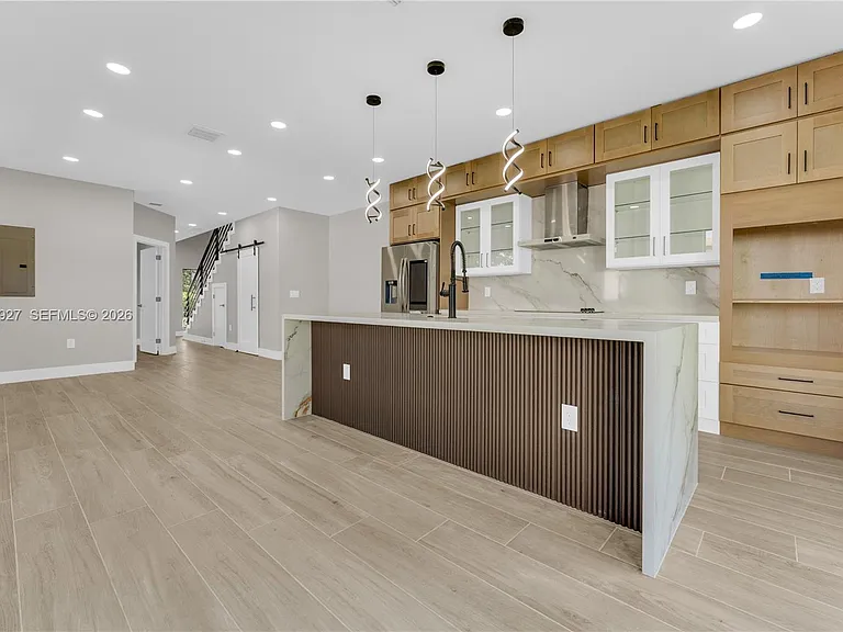 1818 NW 49th St — Photo 23