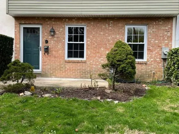 116 Ardmore Ave APT 9, Ardmore, PA 19003