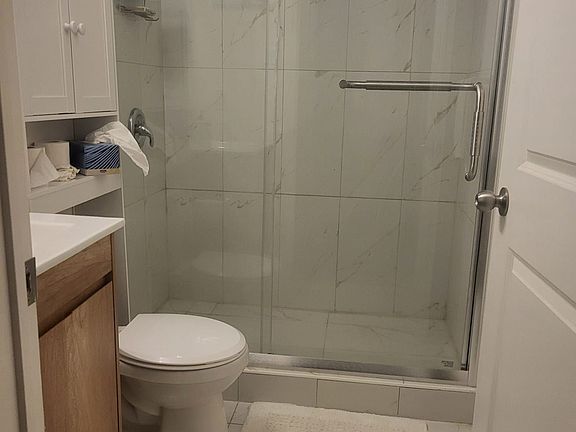 5th image of 1557 Green Rd