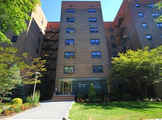 13820 31st Rd #F, Flushing, NY 11354