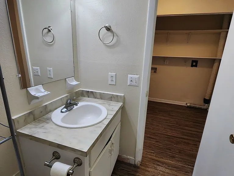 118 SE Bracken Way #101 — Photo 15