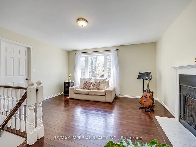 2048 Devon Rd — Photo 28