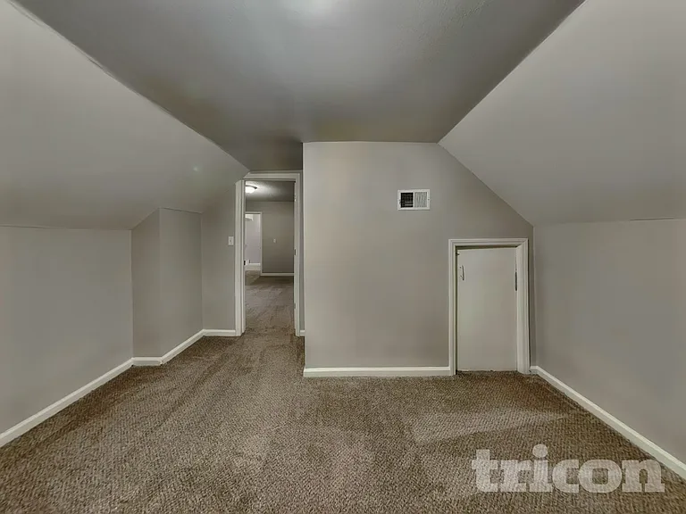 4900 Valley Trail Ct — Photo 16