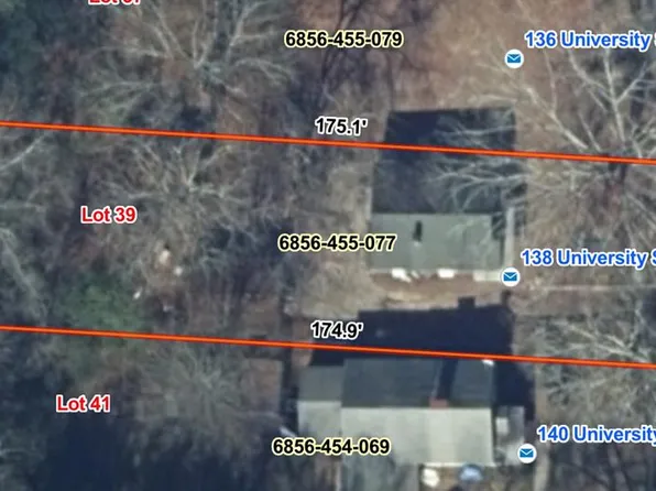 138 S University St, Greenwood, SC 29646