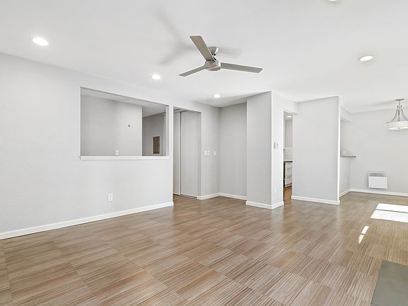5th image of 12635 NE 130th Way APT A103