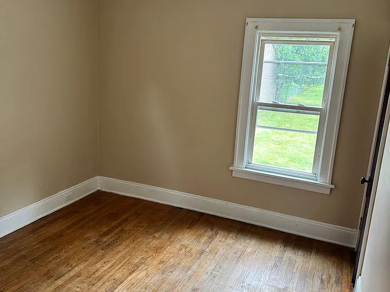 5225 Theodore St — Photo 7