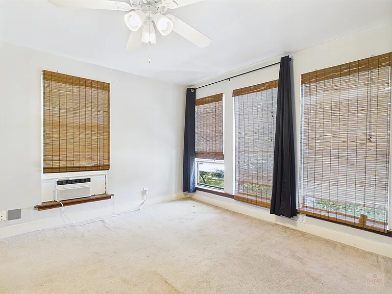 3006 Duval St #1 — Photo 7