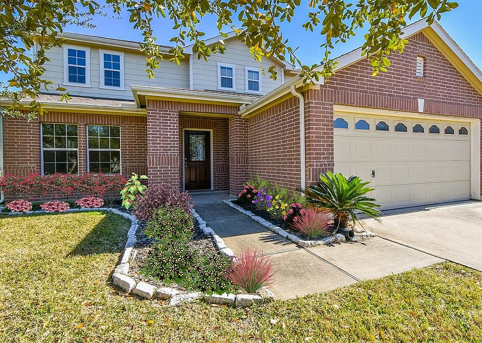 1st image of 15834 Kings Cypress Ln