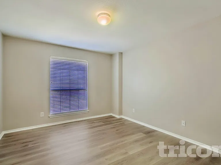 10802 Arabian Sands — Photo 4