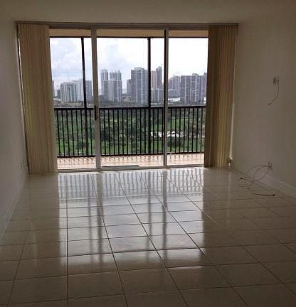 4th image of 20302 W Country Club Dr