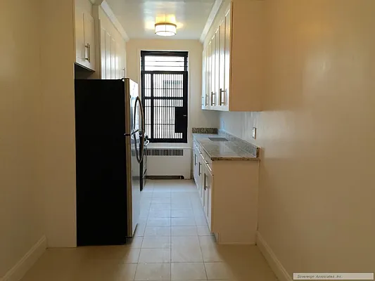 Rented by Sovereign Associates | media 8